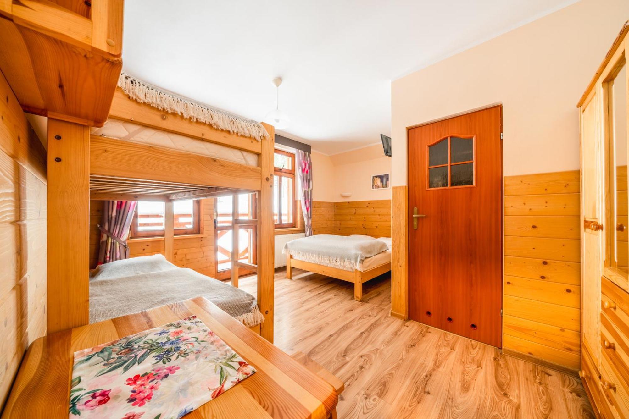 Hotel Schronisko Pttk Orlica à Szczawnica Extérieur photo