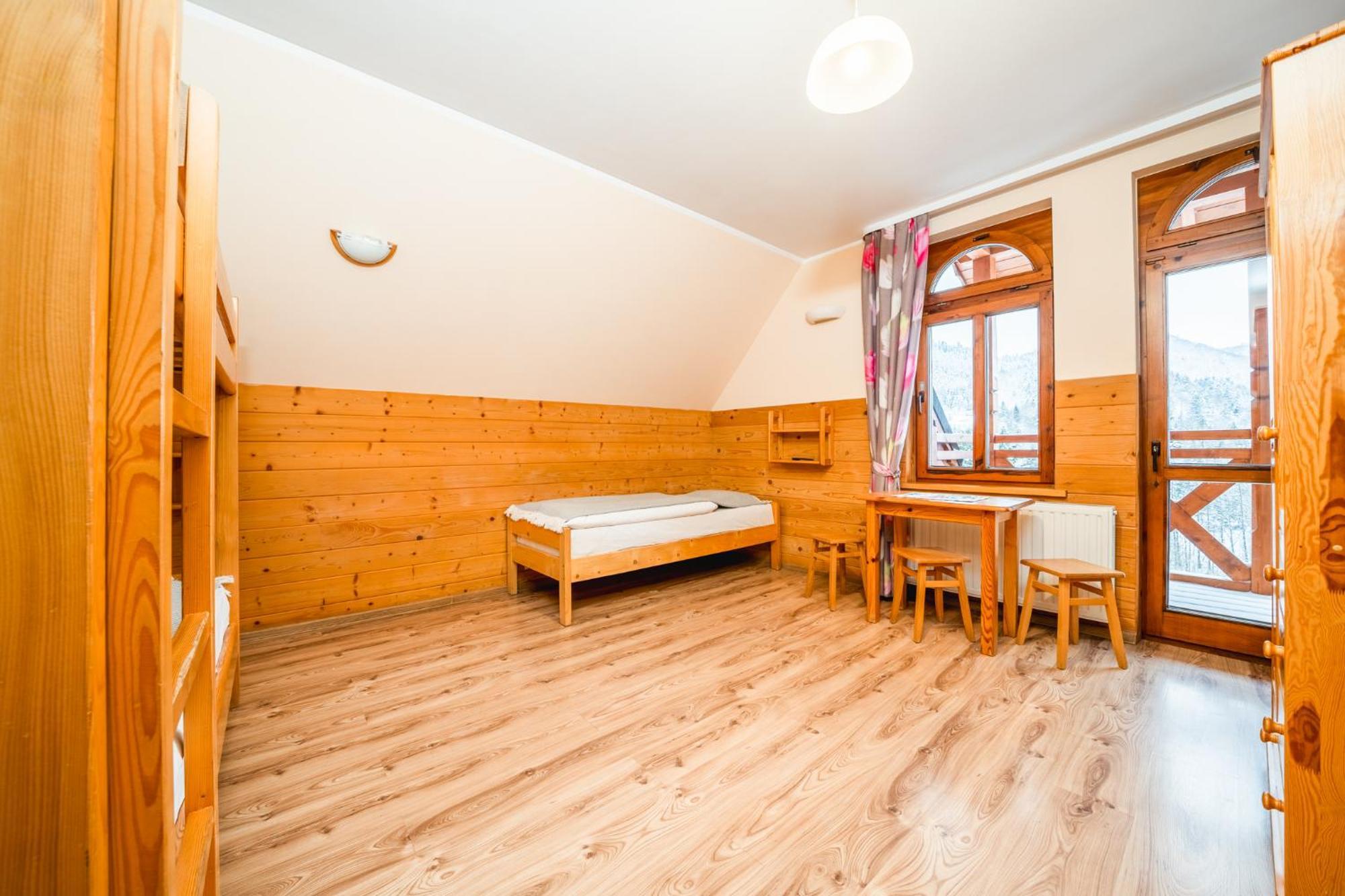 Hotel Schronisko Pttk Orlica à Szczawnica Extérieur photo