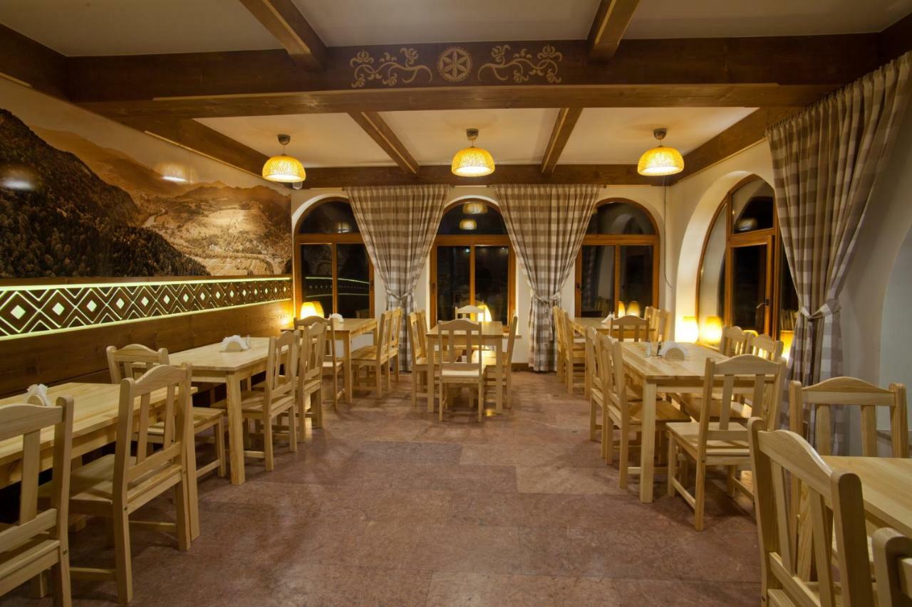 Hotel Schronisko Pttk Orlica à Szczawnica Extérieur photo